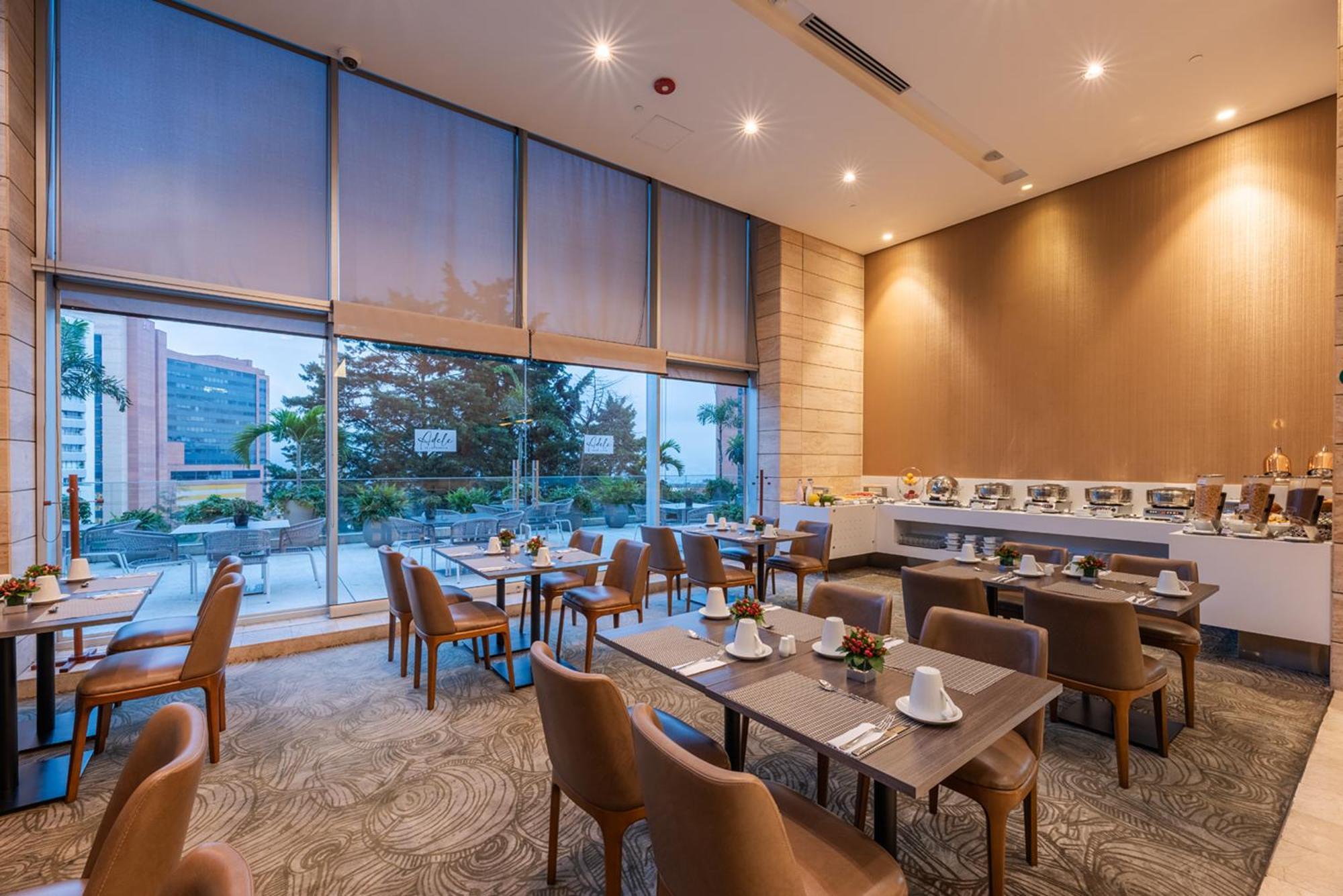 Estelar La Torre Suites Medellín Esterno foto