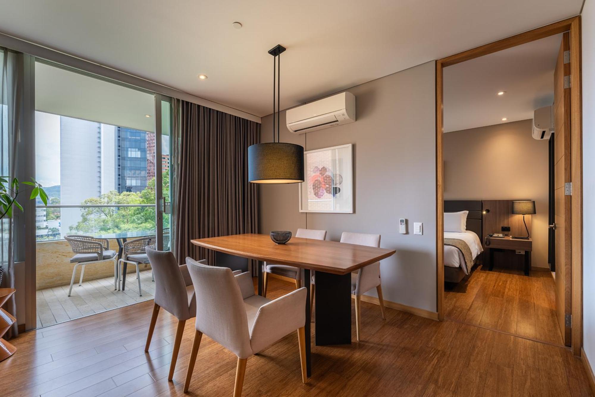 Estelar La Torre Suites Medellín Esterno foto